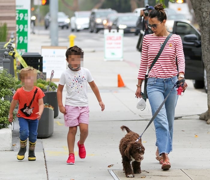 Jordana Brewster takes her dog and two boys out for a walk in Los Angeles