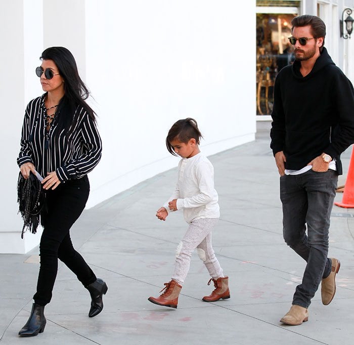 Fans are speculating that Kourtney Kardashian and Scott Disick are getting back together