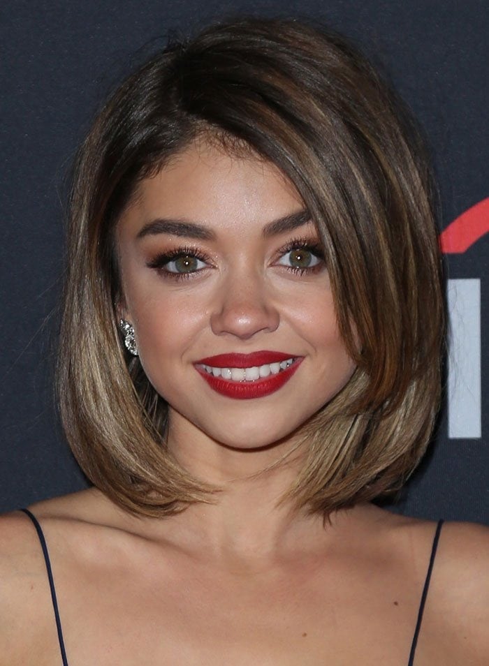 Sarah Hyland shows off her layered bob and her red lipstick