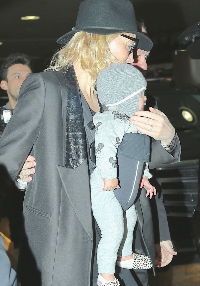 Cate Blanchett arrives at LAX with her adopted daughter Edith