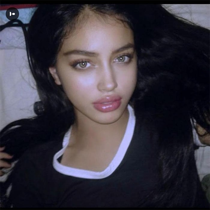 Justin Bieber's Instagram post of a mystery girl (now identified as Instagram model Cindy Kimberly) captioned, "Omg who is this!!" -- posted on December 7, 2015