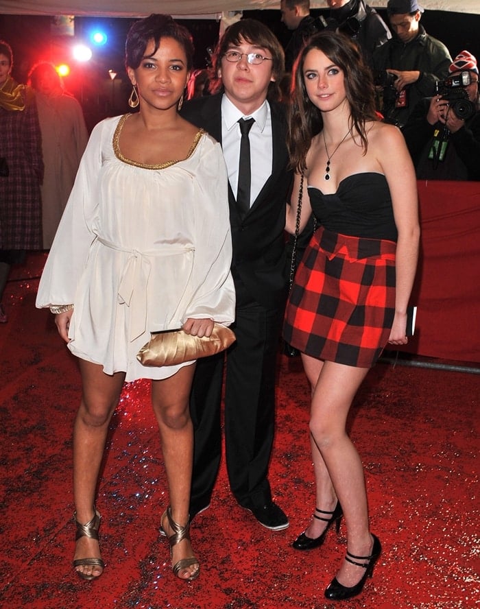 Kaya Scodelario with her Skins co-stars Larissa Wilson and Mike Bailey at the British Comedy Awards