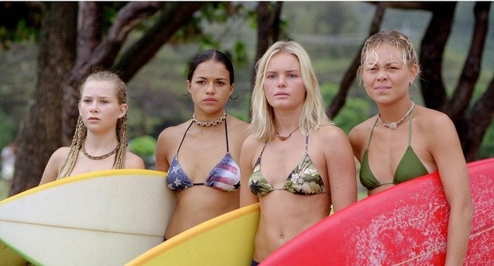 Mika Boorem (as Penny Chadwick), Michelle Rodriguez (as Eden), Kate Bosworth (as Anne Marie Chadwick), Sanoe Lake (as Lena) in Blue Crush