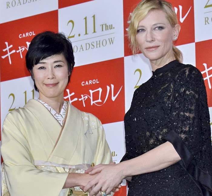 Cate Blanchett poses for photos with Japanese actress Shinobu Terashima