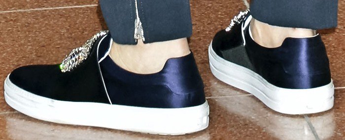 Cate Blanchett's feet in Roger Vivier sneakers