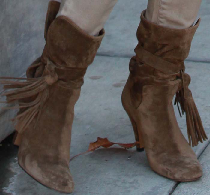 Eva Longoria Wears Short Curly Hair in Chloé Hannah Boots