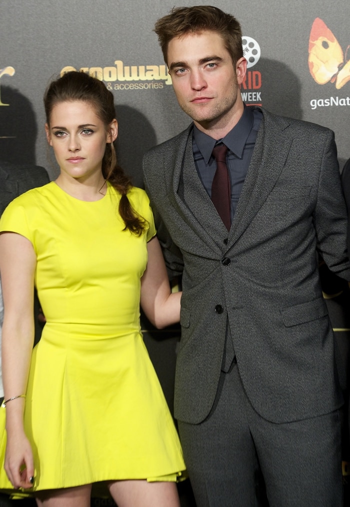 Kristen Stewart and Robert Pattinson promoting The Twilight Saga: Breaking Dawn – Part 2