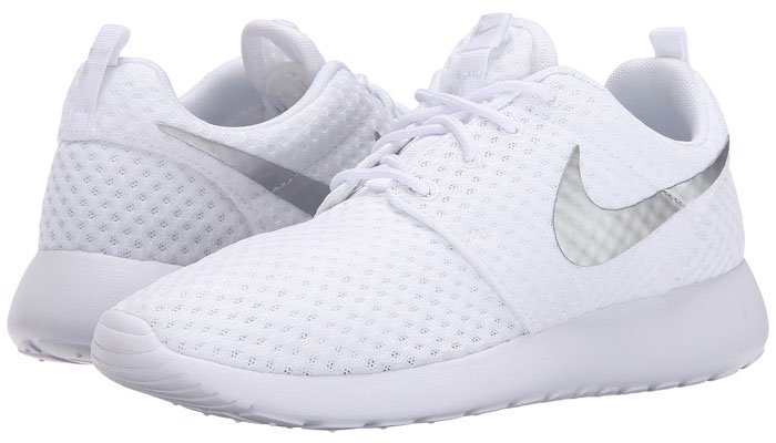 Nike "Roshe Run" Sneakers