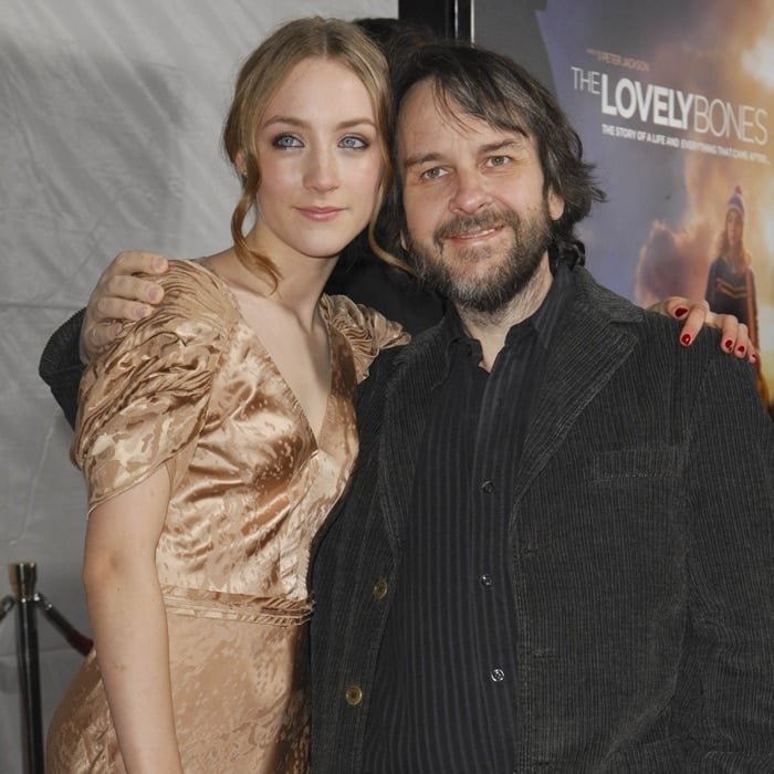 Saoirse Ronan y el director Peter Jackson en el estreno en Los Ángeles de The Lovely Bones