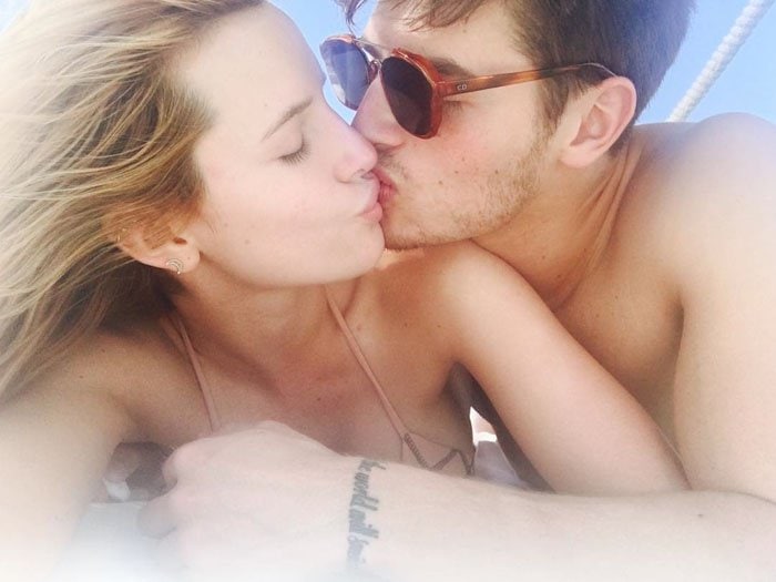 Bella Thorne and her boyfriend Gregg Sulkin kissing