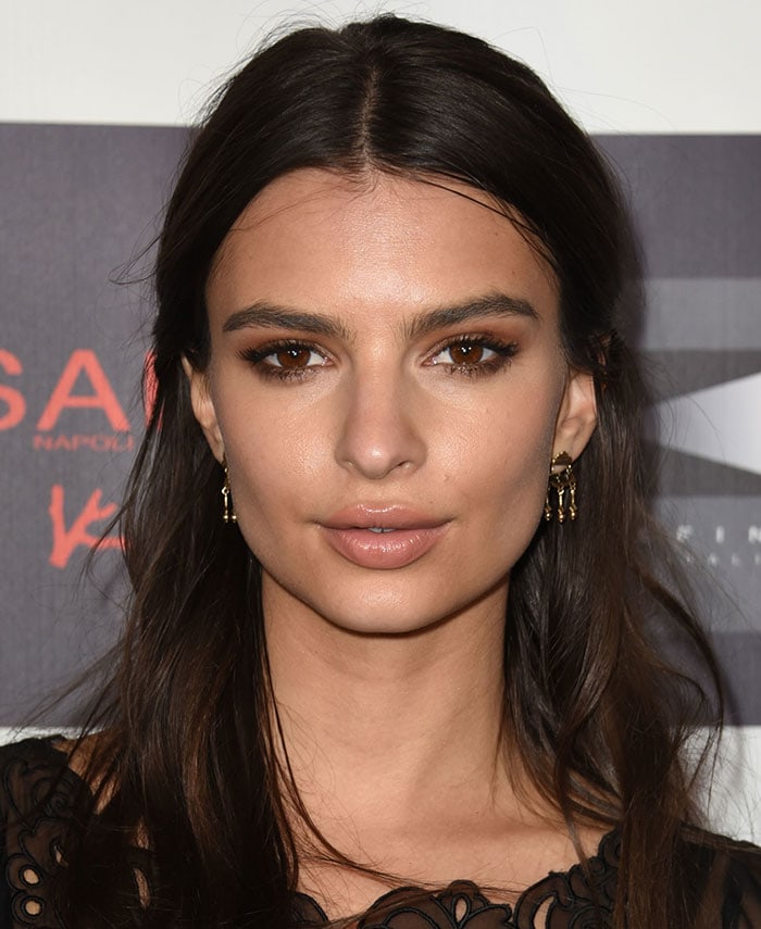 Emily Ratajkowski wears her hair down at the 9th annual Los Angeles Italia Film, Fashion and Art Fest