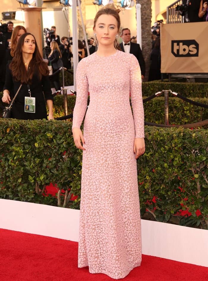 Saoirse Ronan impressed on the red carpet in a pale pink Michael Kors gown, accessorized with Forevermark Diamonds and Giuseppe Zanotti heels at the 22nd Annual Screen Actors Guild Awards