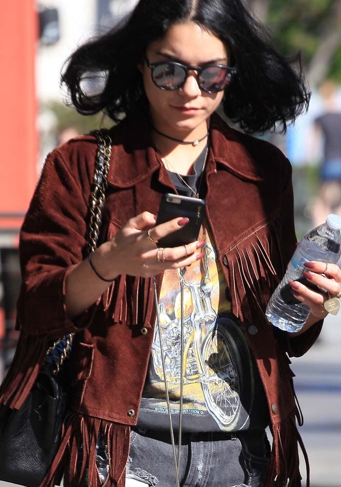 Vanessa Hudgens wears her hair down as she goes out shopping in Los Angeles