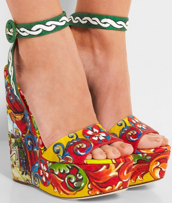 Dolce & Gabbana Printed brocade wedge sandals feet
