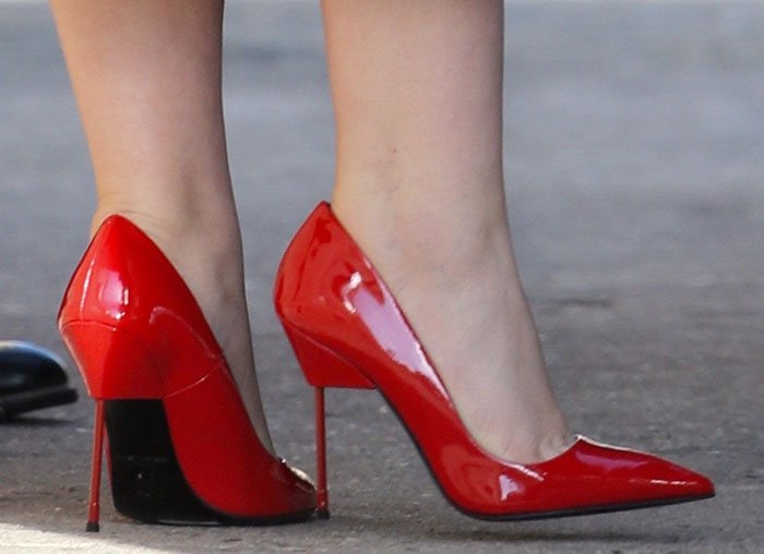 Ginnifer Goodwin in red Kurt Geiger Britton pumps