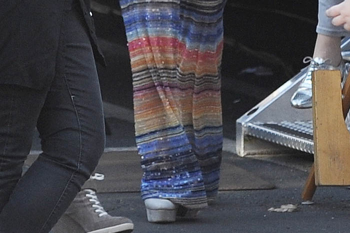 Closeups of Jennifer Lopez's white Casadei blade-heel platform pumps