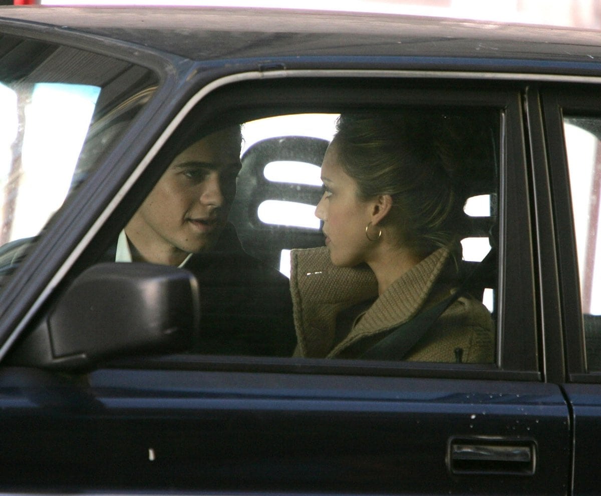 Hayden Christensen as Clay Beresford, Jr. and Jessica Alba as Samantha "Sam" Lockwood/Tunnel filming the 2007 American conspiracy thriller film Awake