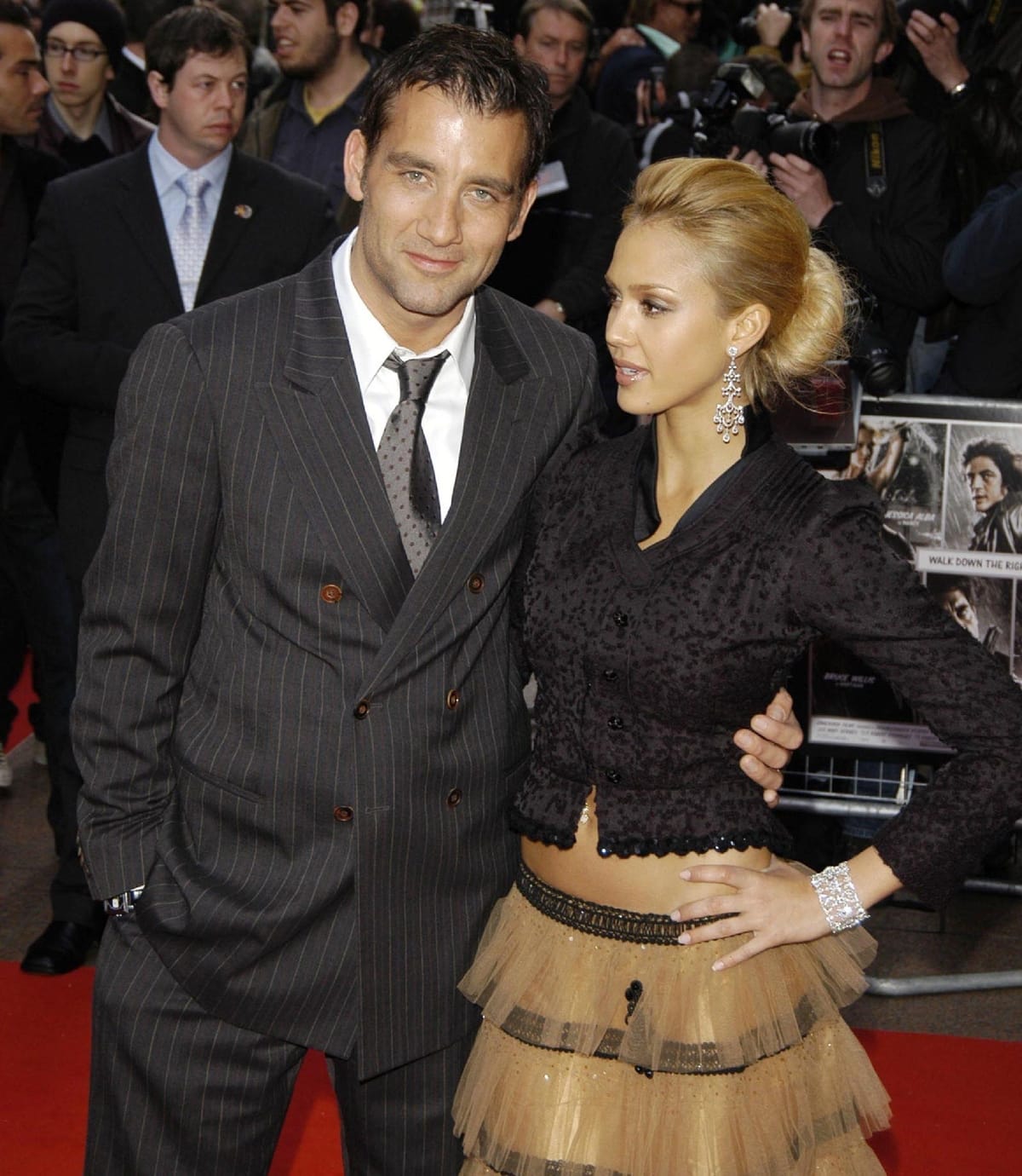 Jessica Alba and Clive Owen arrive at the UK premiere of "Sin City"