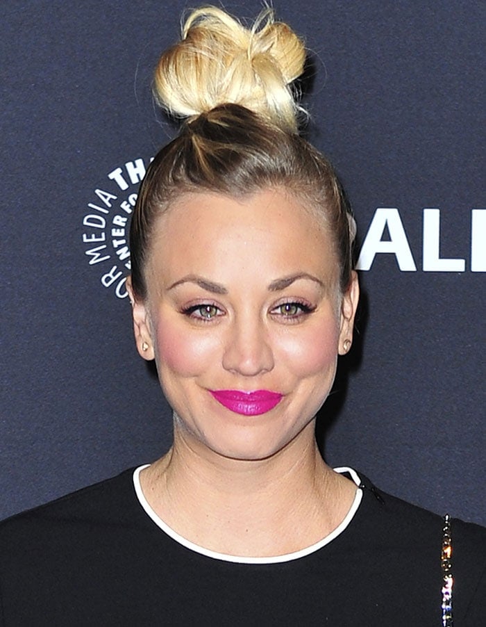 Kaley Cuoco wears her hair in a topknot at the 2016 PaleyFest panel for "The Big Bang Theory"