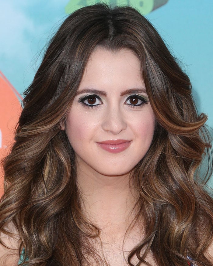 Laura Marano wears her hair down at the 2016 Nickelodeon Kids' Choice Awards