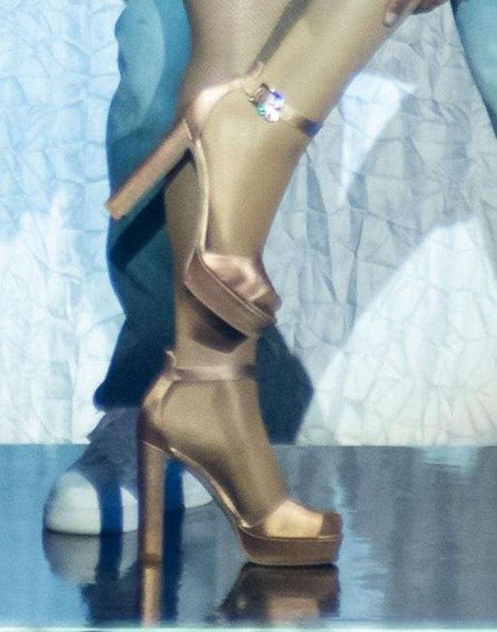 Mariah Carey's feet in platform sandals