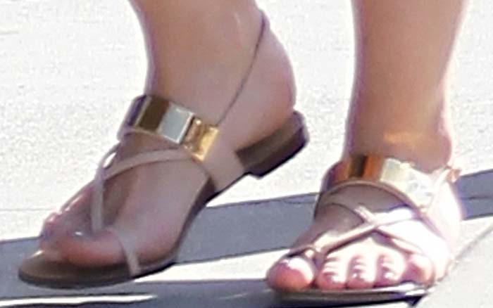 Hilary Duff's feet in metal-plated Giuseppe Zanotti sandals