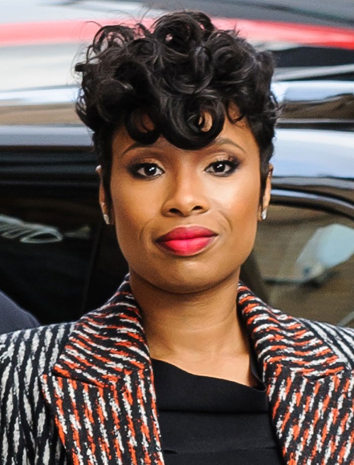 Jennifer Hudson's curled pixie, red lipstick and dark eye-makeup