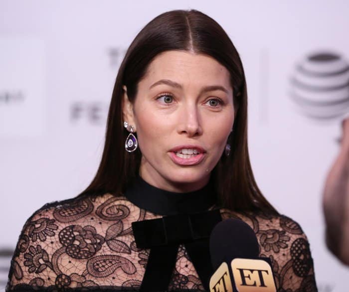 With her hair parted at the center and paired with black heels, Jessica Biel flawlessly rounded off her stunning appearance