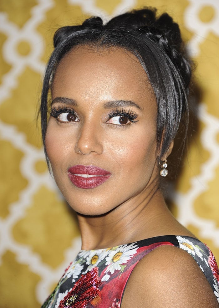 Kerry Washington braids her hair for the premiere of HBO Films' "Confirmation"