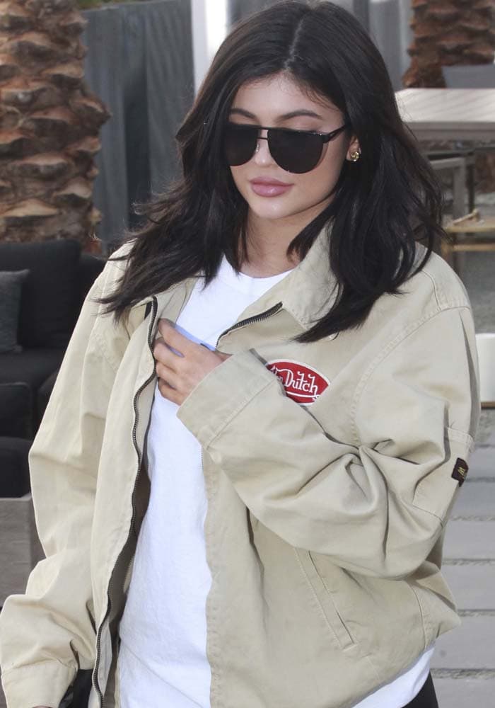 Kylie Jenner wears her hair down as she leaves the Restoration Hardware Contemporary Art Gallery