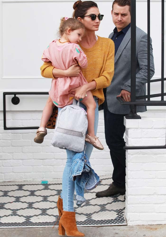 Lily Aldridge wears a sweater and jeans as she leaves Jessica Biel's kid-friendly Au Fudge restaurant