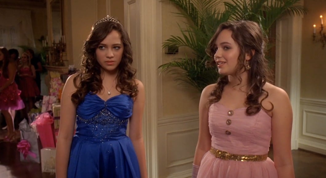 Mary Mouser as Savannah O'Neal and Emma Reynolds in Frenemies