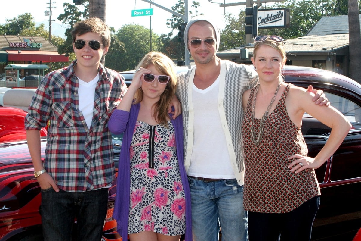 Nick Robinson with his "Melissa & Joey" co-stars Taylor Spreitler, Joey Lawrence, and Melissa Joan Hart at the launch of the "World Of Cars Online" at Bob's Big Boy