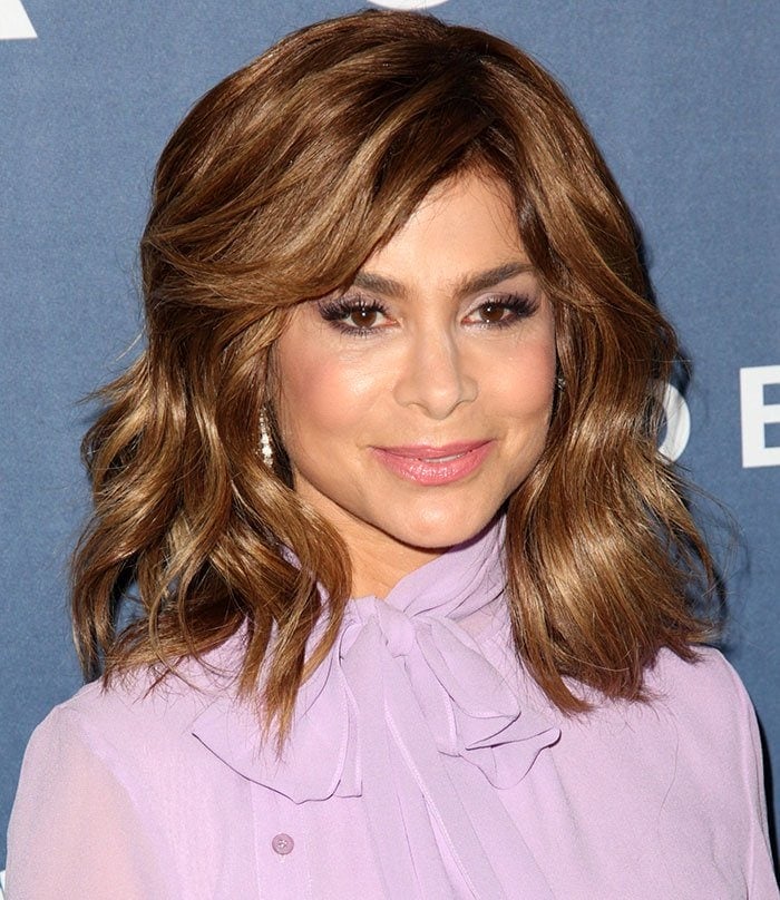 Paula Abdul curls her hair for the 27th annual GLAAD Media Awards