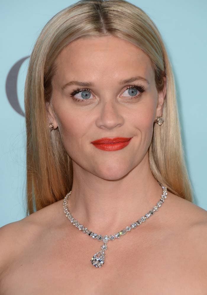 Reese Witherspoon wears her hair down to show off her necklace at the Tiffany & Co. Blue Book Gala