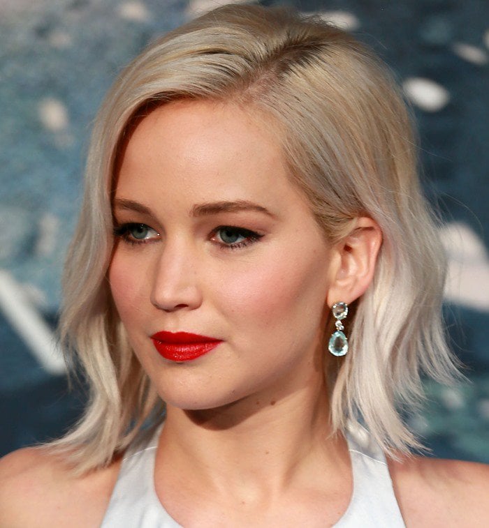 Jennifer Lawrence styled the Marilyn Monroe-esque gown with Pomellato jewelry