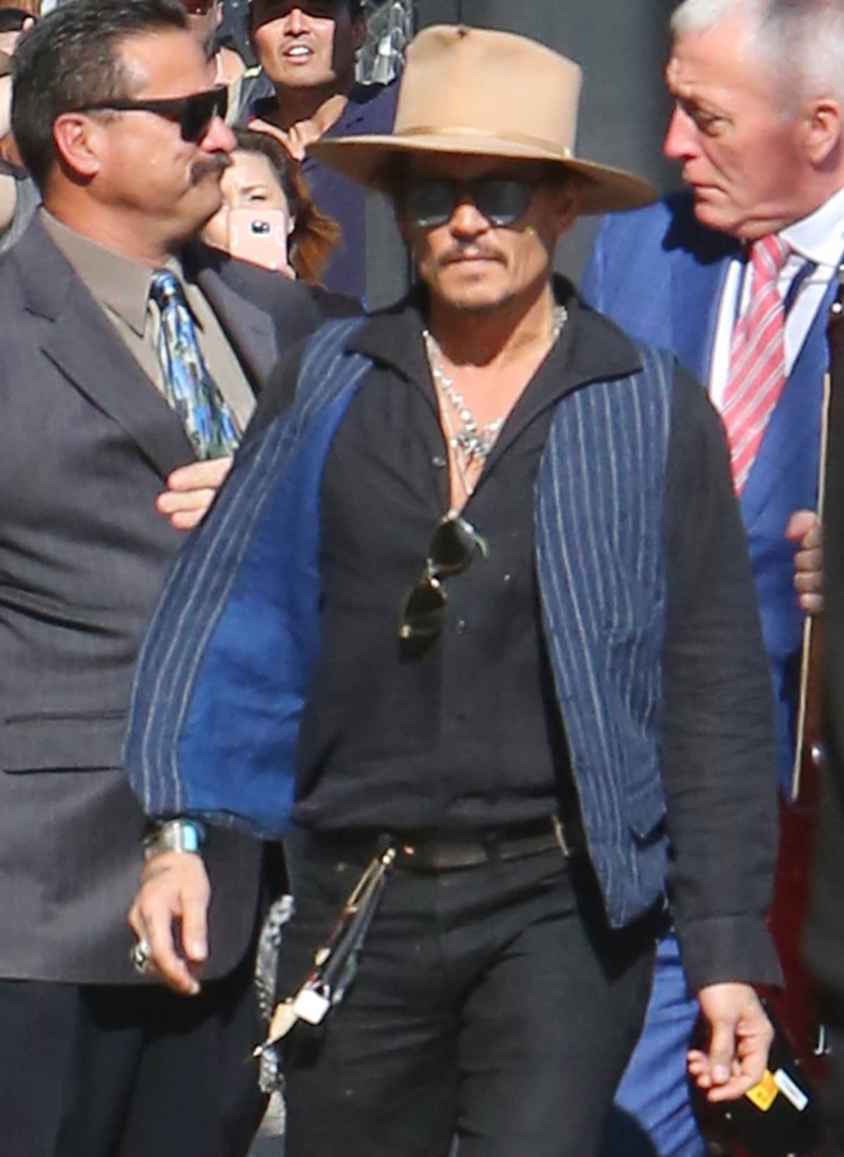 Many fans believe Johnny Depp is much taller than his actual height of around 5′ 10″ (178 cm)