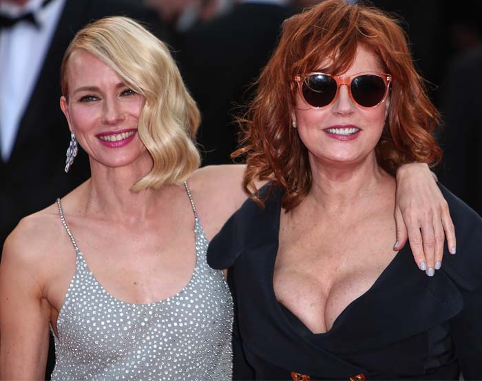 Naomi Watts stands at a height of 5 feet 4 ½ inches (163.8 cm), while Susan Sarandon is slightly taller at 5 feet 5 inches (165.1 cm)