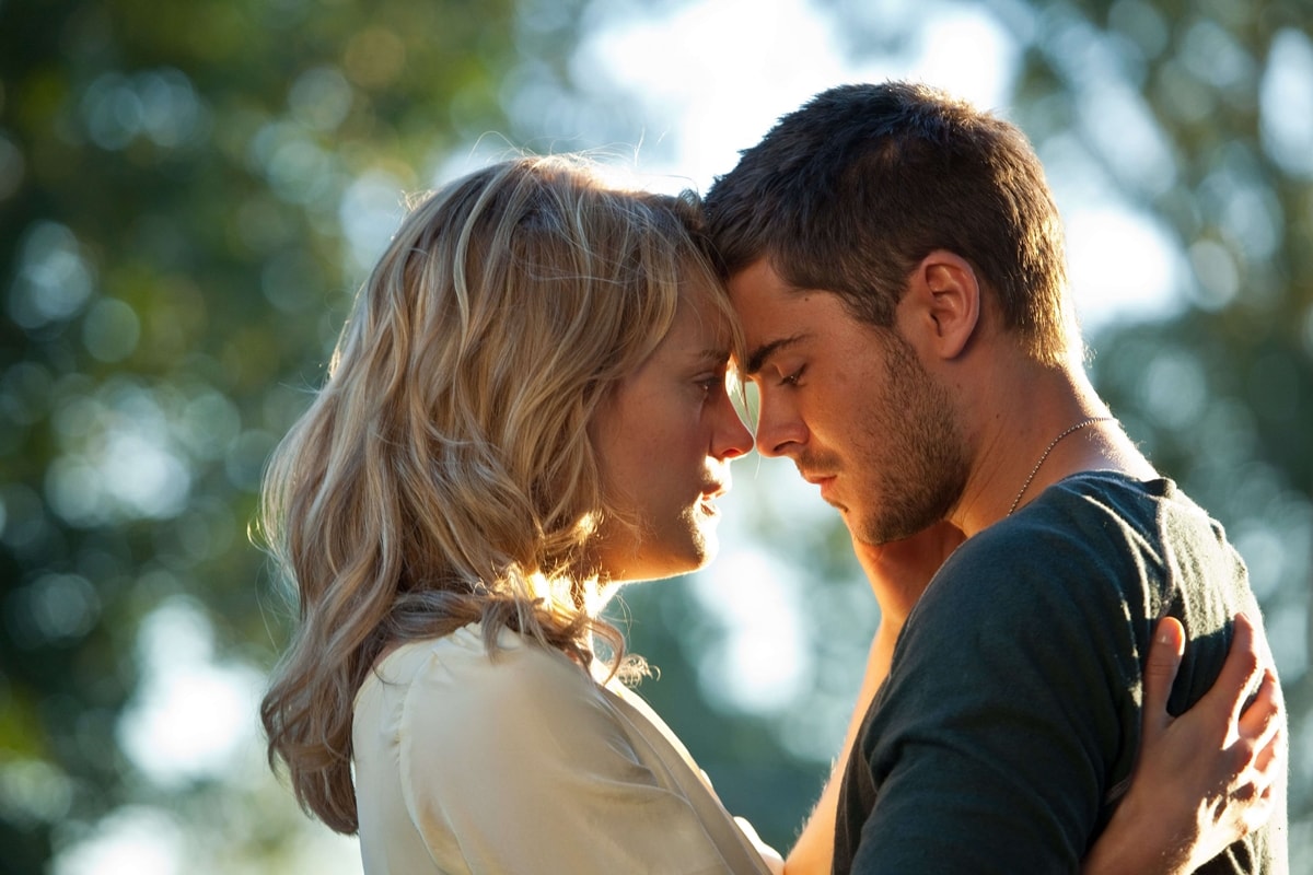 Zac Efron as Logan Thibault and Taylor Schilling as Elizabeth "Beth" Green in the 2012 American romantic drama film The Lucky One