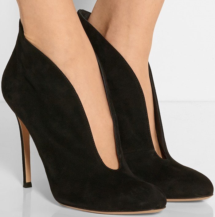 Gianvito Rossi Vamp Suede Ankle Boots