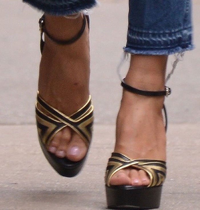 Heidi Klum's feet in metallic leather Valentino sandals