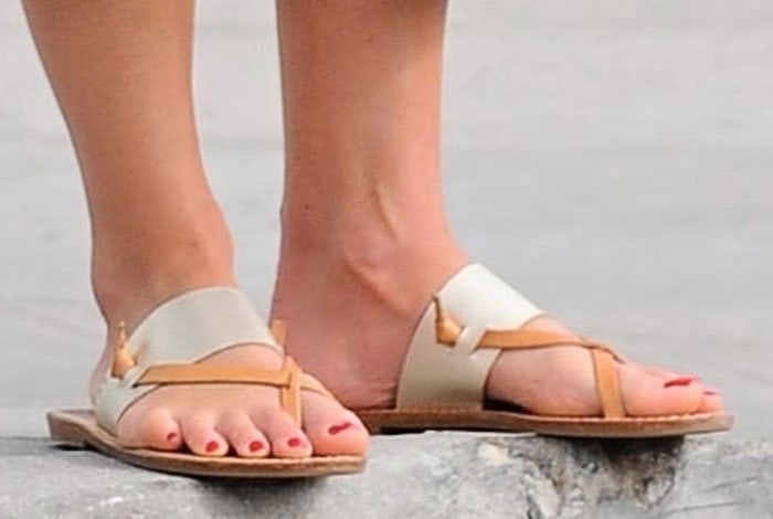 Jordana Brewster's feet in leather Soludos sandals