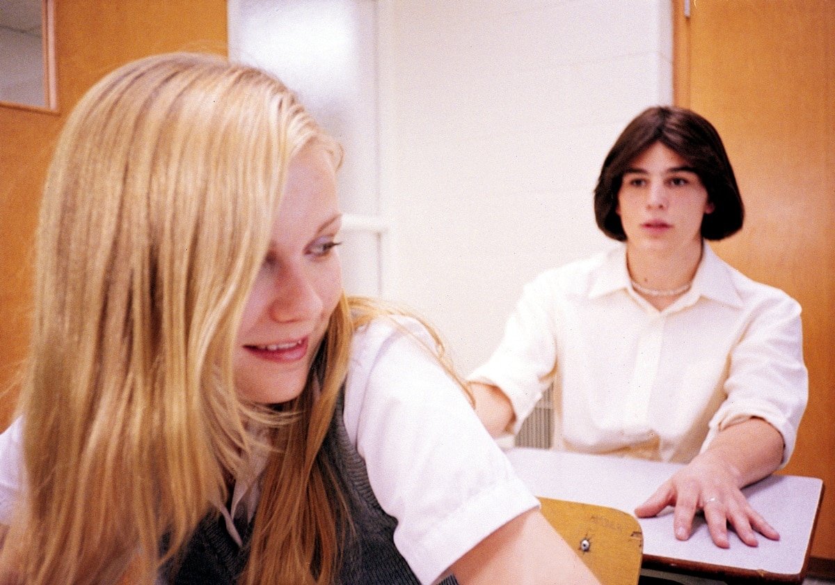 Kirsten Dunst as Lux Lisbon and Josh Hartnett as Trip Fontaine in the 1999 American psychological drama film The Virgin Suicides