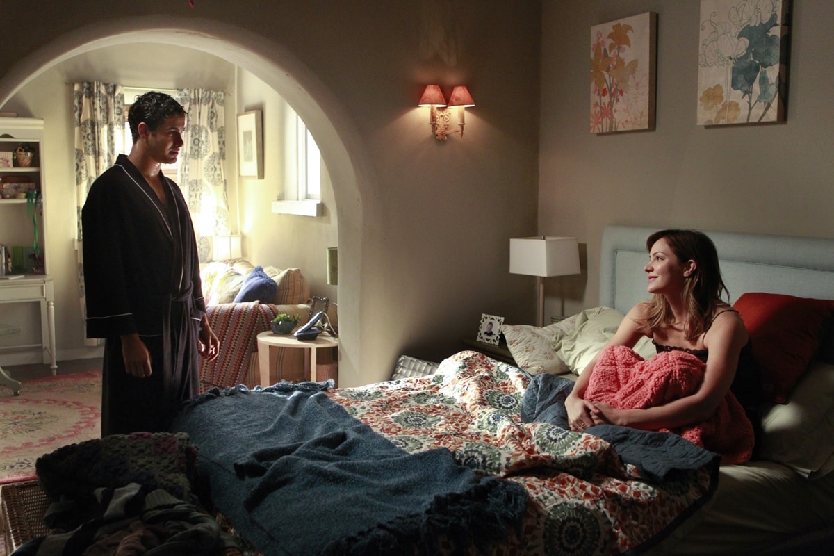 Elyes Gabel as Walter O'Brien and Katharine McPhee as Paige Dineen in the American action drama television series Scorpion