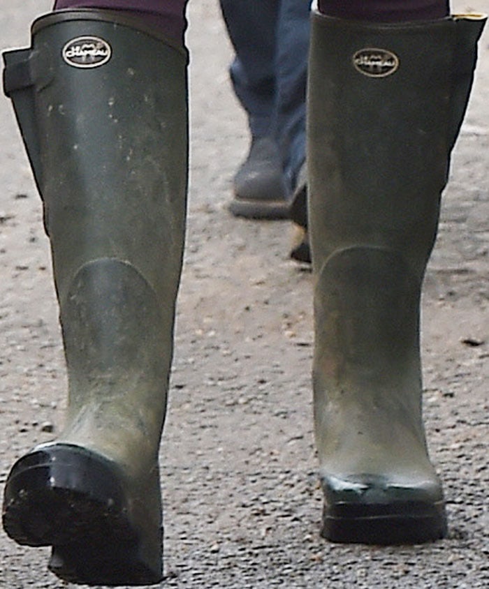 Not exactly glamorous - Taylor Swift keeps out beach sand in the Le Chameau 'Chasseur' boots