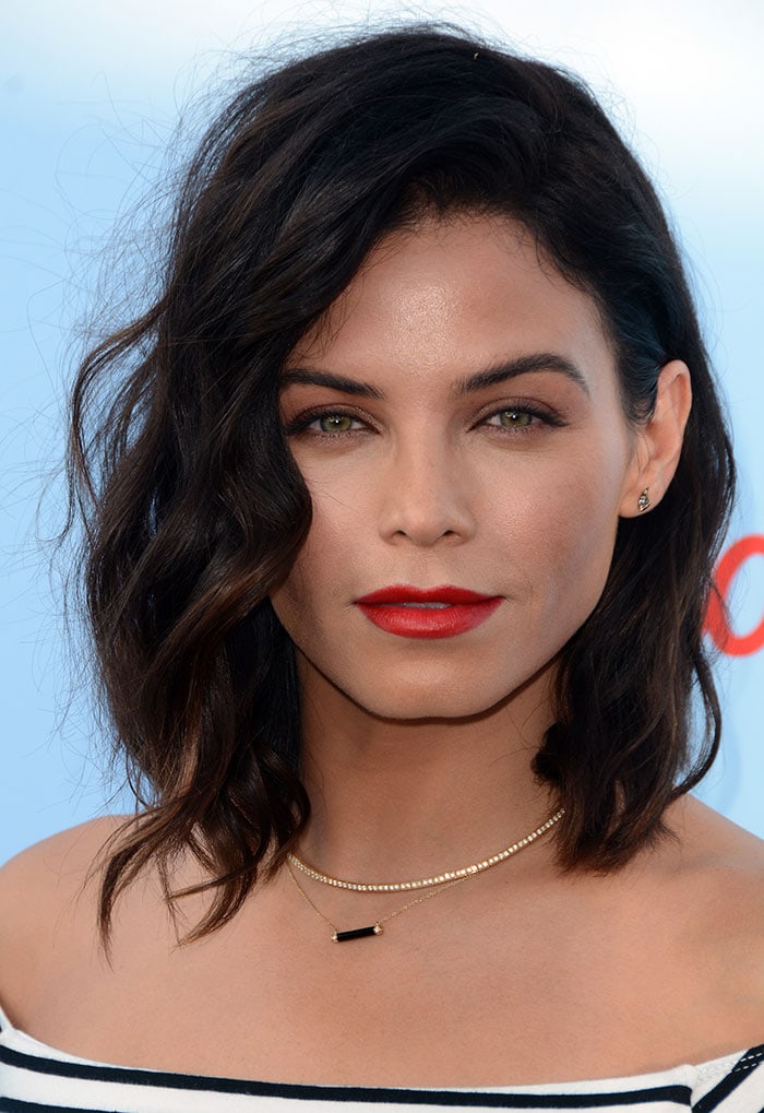 Jenna Dewan-Tatum wears her short dark hair in waves at Target's "Cat & Jack" Brand Launch