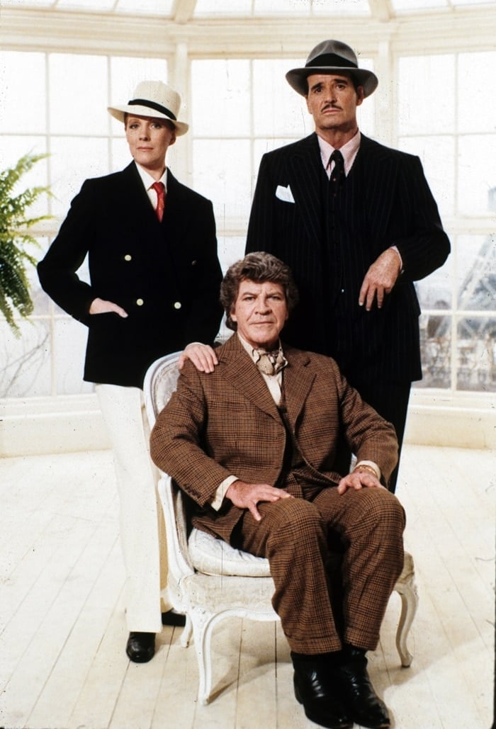 Julie Andrews, Robert Preston, and James Garner in Victor/Victoria, a 1982 British-American musical comedy film