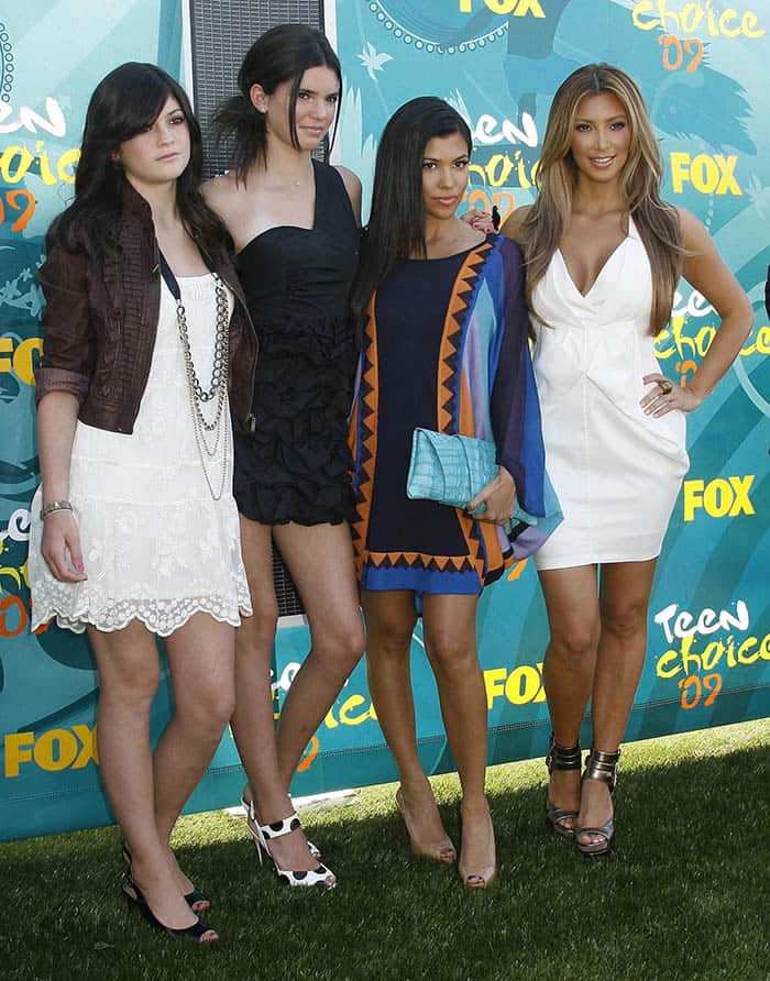Kylie Jenner with Kendall Jenner, Kourtney Kardashian and Kim Kardashian at the Teen Choice Awards 2009 held at the Gibson Amphitheatre in Los Angeles on August 9, 2009