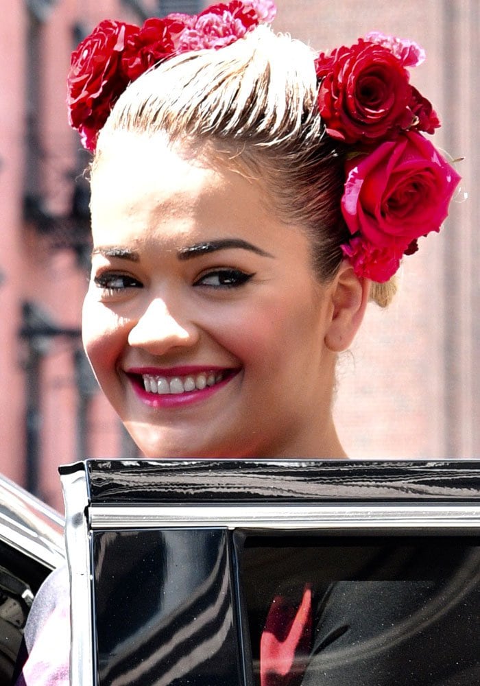 Rita Ora Frida Kahlo Stuart Weitzman 1