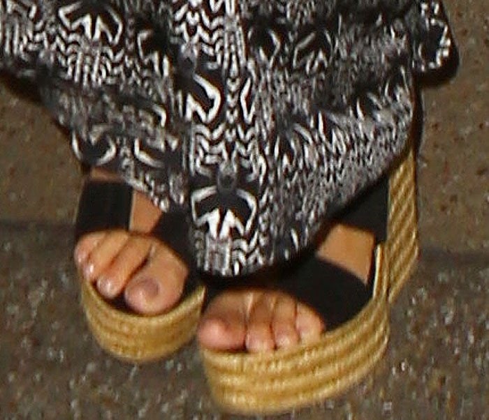 Heidi Klum's feet in Saint Laurent espadrille wedges